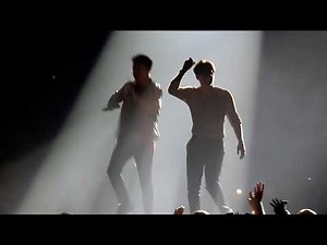 The Vamps & Conor Maynard MashUp/ Tristan Evans Come grind with me//Volcano ( Manchester Arena 2018)