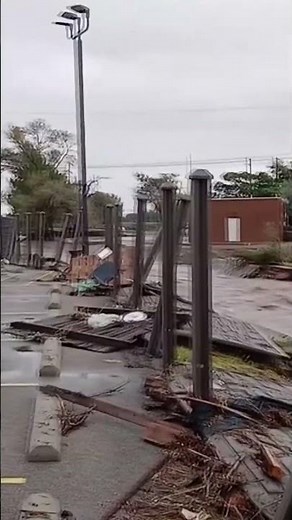 Severe rain and flooding in Roswell, New Mexico causes creeks to nearly overflow