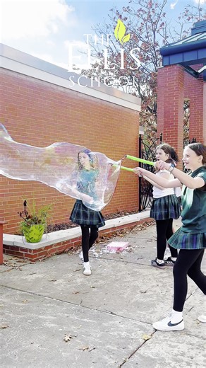 This week, we celebrated STEAM Day at Ellis! ⚛️ 🎨 📐 🔎 🔬 Students across all divisions explored science, technology, engineering, art, and math through hands-on activities and creative challenges. Big thanks to Upper Schoolers Simone, Emma, and Avery for lending their voices and interviewing skills for this video. | The Ellis School