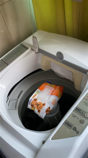 8.1K views · 33 reactions | Put a wet wipe inside your washing machine and you’ll be amazed by the result! | Tips for life | Facebook