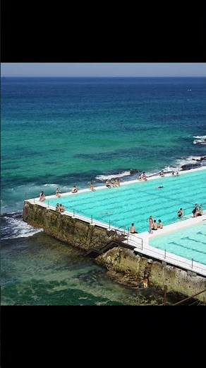🇦🇺 “Bondi Beach: The Beach That Never Sleeps 🌊 | Hidden Truth About Sydney’s Most Famous Shore”