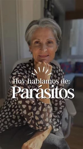 Marta González-Corró on Instagram: "🦠 Parásitos intestinales: ¿siempre hay que tratarlos? La respuesta es no siempre. Existen parásitos claramente patógenos (como Giardia o Entamoeba histolytica) que sí requieren tratamiento, especialmente en niños, embarazadas o personas inmunodeprimidas. Otros son parásitos oportunistas, que suelen sobrecrecer en contextos de disbiosis intestinal crónica. En estos casos, el tratamiento depende de la clínica y de haber descartado otras causas de los síntomas. 