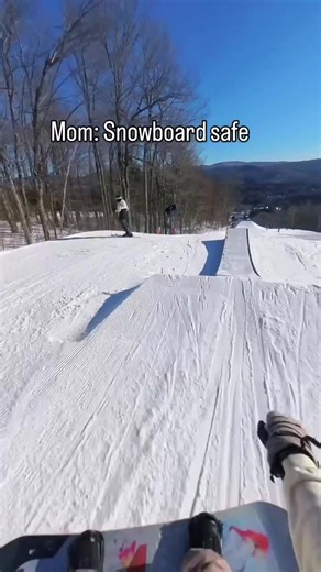 Butt slide 270 incoming 🙂‍↕️ #snowboarding #pov #skiing #snowboard #insta360