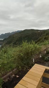 雨上がりの南伊豆キャンピングテラスで初めてウッドデッキにテントをたててのキャンプ眺望最高雲多いけどこの後は雨に降られることもなく非日常を楽しんだ管理人さんは何となく小綺麗な老夫婦で奥様がチェックイン手続きをしてくださったのだがお喋り好きなのか気が付けば30分も時間が過ぎていた