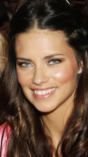 Victoria’s Secret Didn’t Use Pink Blush… 👀