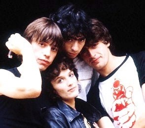 Téléphone - Le chat (Tłumaczenie (angielski))