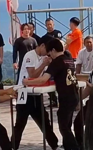 和(やまと)21才 アームレスリング大会デビュー戦。宮崎県大会にて 2025.10.26