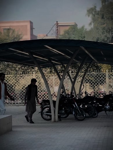 Entery 👅 #viral #fyp #tiktokviralthisvideos #whytiktokdeletmyvideos #unfreez #foryoupageofficall #edwardian #college #edwardscollegepeshawar #edwards #ecp #shahzeebadmash #foryou