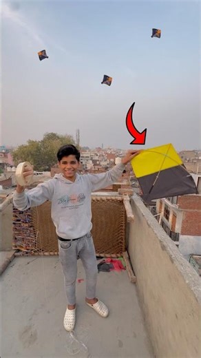Kite looting best tricks 😍🪁#kite #kiteflying #patang #patangbazi