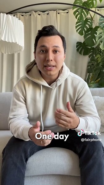 Do you know how Fairphone started? This is the story of #fairphone we are trying to change the electronics industry! Lets help our 🌍💙 #fairphone5
