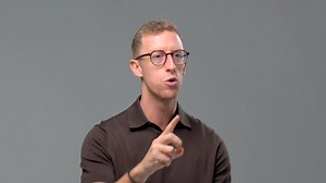 🔍 What if you could transform your network marketing business overnight? Imagine effortlessly attracting the right team members, building a thriving business, and finally achieving the success you deserve. 💡 If you’re tired of spinning your wheels, chasing unqualified leads, and feeling overwhelmed by the endless hustle, you’re not alone. The good news? There’s a better way. 🌟 Meet Frazer Brookes, the #1 Social Media Trainer in Network Marketing. Frazer has cracked the code to recruiting succ