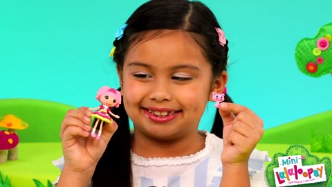 Lalaloopsy Mini Doll - Pix E. Flutters with Mini Pet Firefly, 3" Fairy Doll with Accessories, in Reusable House Package playset, for Ages 3-103,Multicolor,579052