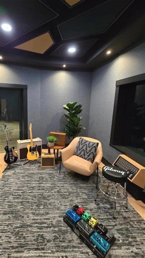 Rupert Street Recording on Instagram: "Check out Studio 1’s Transformation ✨ This specialized isolated space is roomy enough for a string quartet, a horn section or a small choir of vocalists + magical overdubbing 💯 #studiorenovation #studiotransformation #beforeandafter #recordingstudio #studiobuild #acoustics #musicproduction #liverecording #canadianmusic #rupertstreetrecording #rsr #studioa #musicstudio #soundengineering #recordinglife #studiodesign"