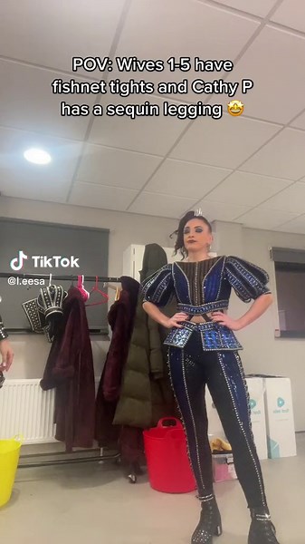 The trousers are sooooo fit 🤩🤩 #fyp #six #sixthemusical #cathyparr | leggings