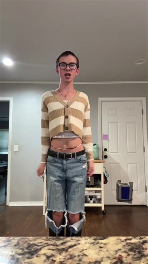 Floran🌿 (@florian.suline)’s videos with This Place Sucks - The Queers