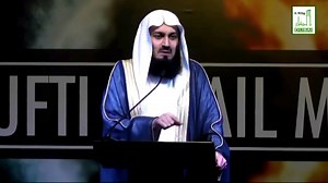 351K views · 10K reactions | "Your Lipstick is too much" - Question Answered By Mufti Ismail Menk | Islamic Lectures | Facebook