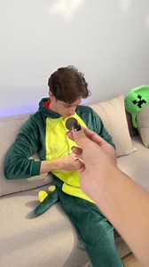 Coin magic trick GONE WRONG 💀💀💀 @karina.kola . . . . . . . . . . . . . . . #cointrick #magic #magician #magical#magicshow #magicshow #facebookreelsviral #tiktok2024 | Andrey Grechka