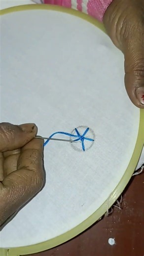 Easy Flower Embroidery Design 🌼 | Hand Embroidery Shorts