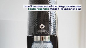 Prickelnde Beeren Holunder Bowle