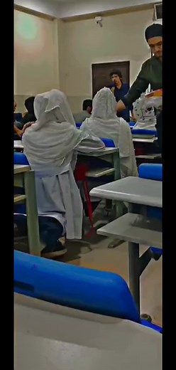 Classroom Learning Dynamics: Engaging Students Effectively