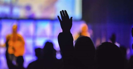 15 Best Christian Songs of All Time - Singersroom.com