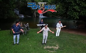 10M views · 7.2K reactions | Feliz martes y no se te olvide "Otro ocupa mi lugar, otro duerme junto a ti..." versión 2018 https://youtu.be/pXrr_ve0UeQ #GrupoBryndis | Grupo Bryndis O | Facebook