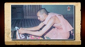 Pramukh Swami explains the mahima of Yogiji Maharaj and also reveals the qualities and elevated spiritual state of Mahant Swami. #pramukhswamimaharaj #satpurush #bapa #swaminarayan #bapsshriswaminarayanmandir #pramukhswamimaharaj #mahantswamimaharaj #baps #akshardham #bapsvideos #bapsmedia #baps100 #bapsquotes2024 #ApurvamuniSwami #gyanvatsalswami #bapsquotes #bapstithal #bapsuk #bapsnj #bapsusa #bapsanairobi #BAPSMandirAbuDhabi #bapsrobbinsllive | BAPS Daily