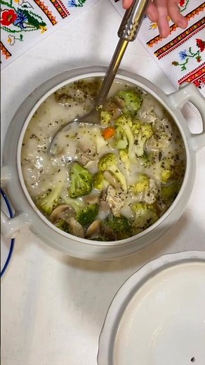 Creamy broccoli soup with mushrooms