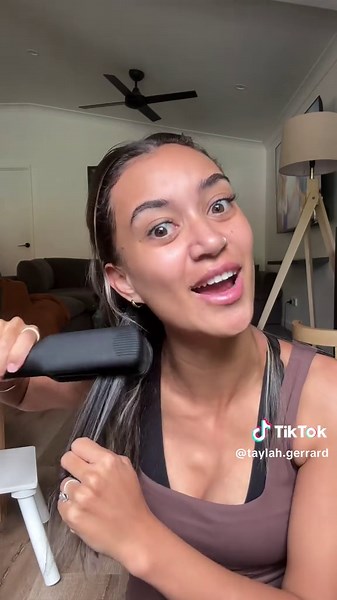 How to Straighten Your Hair for a Sleek Look