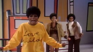 The Supremes on Instagram: "Diana Ross & The Supremes' "Love Child" on The Ed Sullivan Show in 1968. With all the girls barefoot and Diana Ross in a shabby oversized sweatshirt, this performance was a stark departure from the Supremes’ glitzy and glamorous gowns. “Love Child” was the first record led by the new songwriting team, “The Clan,'' that aimed to tell a message about society in addition to writing irresistible melodies and hooks."