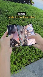Is this the triple-folding phone? Do you believe me if I say I found it? #Samsung #foldingscreen #mobilephone #digitaltechnology #foldingphone | Trendy Tech Review
