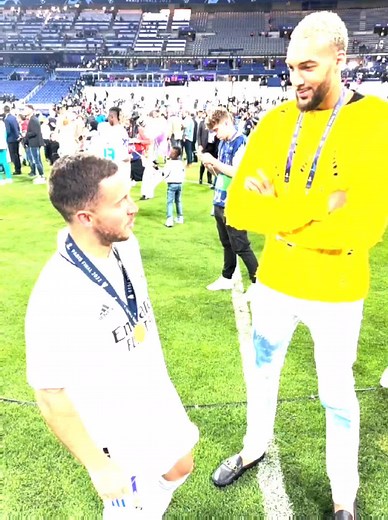 victor wenbanyama🤯💨#victorwembanyama #wembanyama #nba #hazard #height #football #basketball #gobert