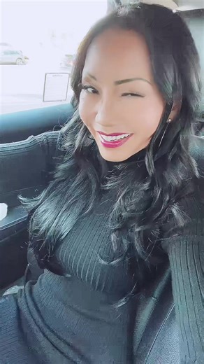 @KellyMacBikini #kellybikini #kellymacmethod #macnificent #kellymac #happyholidays time for to get more Happy and celebrate 🎉 @The Global Ambassador