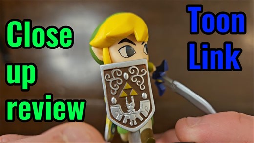 Watch Close up look at Toon Link Amiibo on Amazon Live