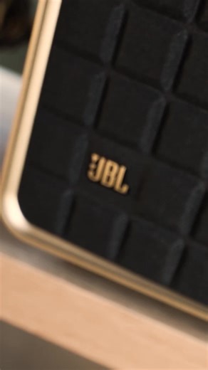 Jazz up your space with the finest tunes. Make your home feel more you with the Authentics 500. | JBL