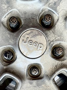 Custom Lug Nuts - Put Your Mark on It! We Can Put Your Logo on Lug Nuts. Subject to Art Approval. Full Set JK / JKU 23 Lugs - Etsy