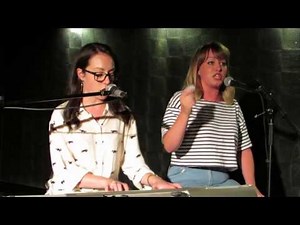 Flo & Joan - Save the Bees