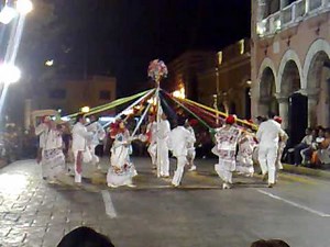 Jarana Yucateca: La Danza de las Cintas