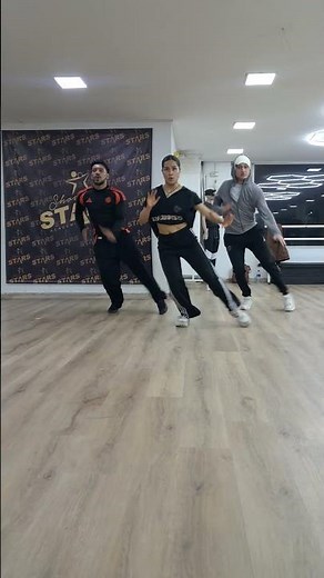 Clase de Salsa On2 por Lesmes (SHOWSTARS)