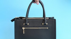 This is what you've been waiting for! The Billion Dollar Box is here! The first and only customizable magnetic makeup palette made from post consumer recyclables. Vegan, sustainable, cruelty free, and paraben free! Get yours now with the link in our bio 🤩 | Billion Dollar Beauty • BDB