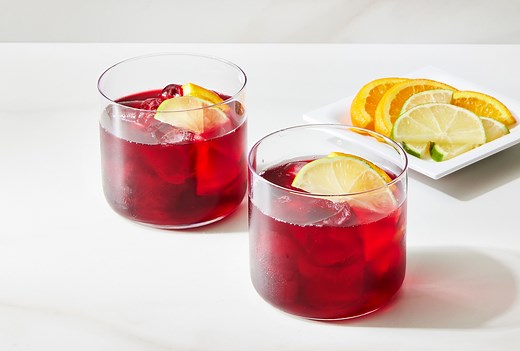 Iced Hibiscus Tea Is the Refreshing Drink That Will Keep You Cool All Summer Long