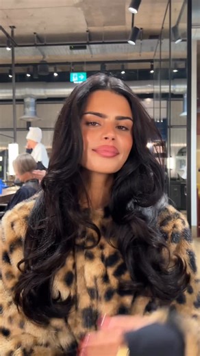 ʜᴀɪʀꜱᴛʏʟɪꜱᴛ & ᴇᴅᴜᴄᴀᴛᴏʀ on Instagram: "Christmas ready 🎄 for @issy.fbb 💫 • Made in @hershesons 💙"