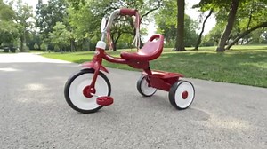 Radio Flyer 415PS Kids Readily Assembled Steel Framed Adjustable Beginner Fold 2 Go Trike with Spacious Storage Bin and Handle Streamers, Pink