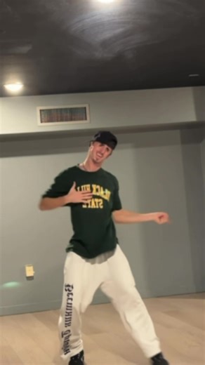 Everyday Choreography Inspired by Ariana Grande