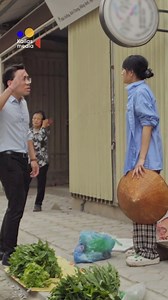 17K reactions · 433 shares | Vợ b.án rau chắt chiu từng đồng nuôi chồng học thạc sĩ, vậy mà khi chồng thành tài lại quay ra khinh thường vợ không cùng đẳng cấp với mình  | Kim Cúc | Facebook