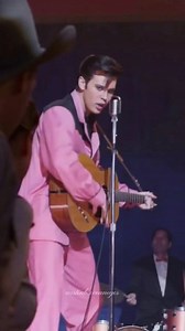 8.8K views · 8.9K reactions | Elvis and Austin Butler Hip-shaking King Creole.⚡☺️勺 #kingcreole #pinksuit #austinbutler #elvismovie #elvispresley #cannesfilmfestival #austinbutler #elvismovie #elvispresley #austinbutleredits #elvismovie2022 #austinbutlerfans #elvispresleyfans #cannesfilmfestival #bafta2023 #baftaawards | Alina Georgiana | Facebook