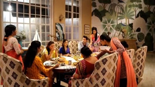 406K views · 8.3K reactions | Anupamaa on location | Ghar main bhoot ko leke hui baat | Star plus #Anupamaa #starplus #onlocation | CineSpeaks Official | Facebook