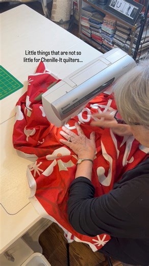 Little things that are not so little for Chenille-It quilters… ✔️ Stitch length set to 2.0 ✔️ Using the right Chenille-It width for your project ✔️ Stitching straight down the center (it doesn’t have to be perfect, but as close to center as possible) ✔️ Washing with plenty of agitation to get that perfect bloom It’s not one big secret—it’s a few tiny tweaks that completely change your texture, fluff, and finish. And once it clicks? Game changer. Save this for your next Chenille-It project share 
