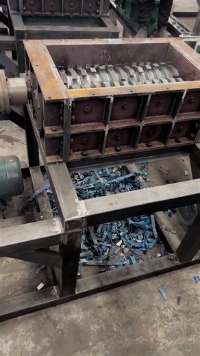 24K views · 229 reactions | Metal and Plastic in Industrial Shredder! #trituradorindustrial #fy #foryou #tiktok #trending #video #popularvideo #tiktokviral #pravoce #viral #fun #asmr #shredder #highlights | Hello bro | Facebook