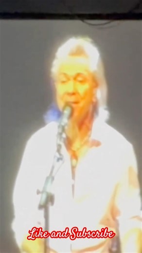 Styx sings COME SAIL AWAY live in Biloxi April 2026